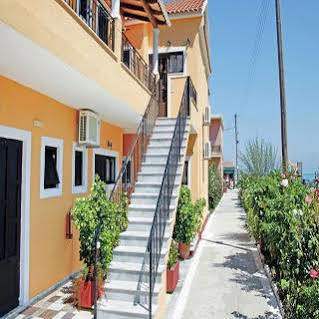 Makis Studios And Apartments Roda  Exterior foto
