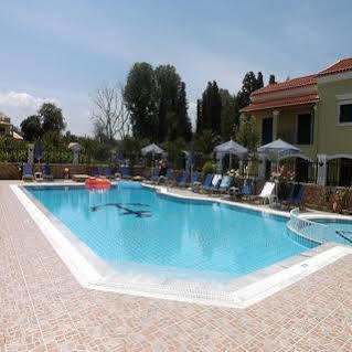 Makis Studios And Apartments Roda  Exterior foto